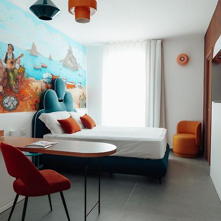 Albergo Dipinto BaccoФуроре Екстериор снимка